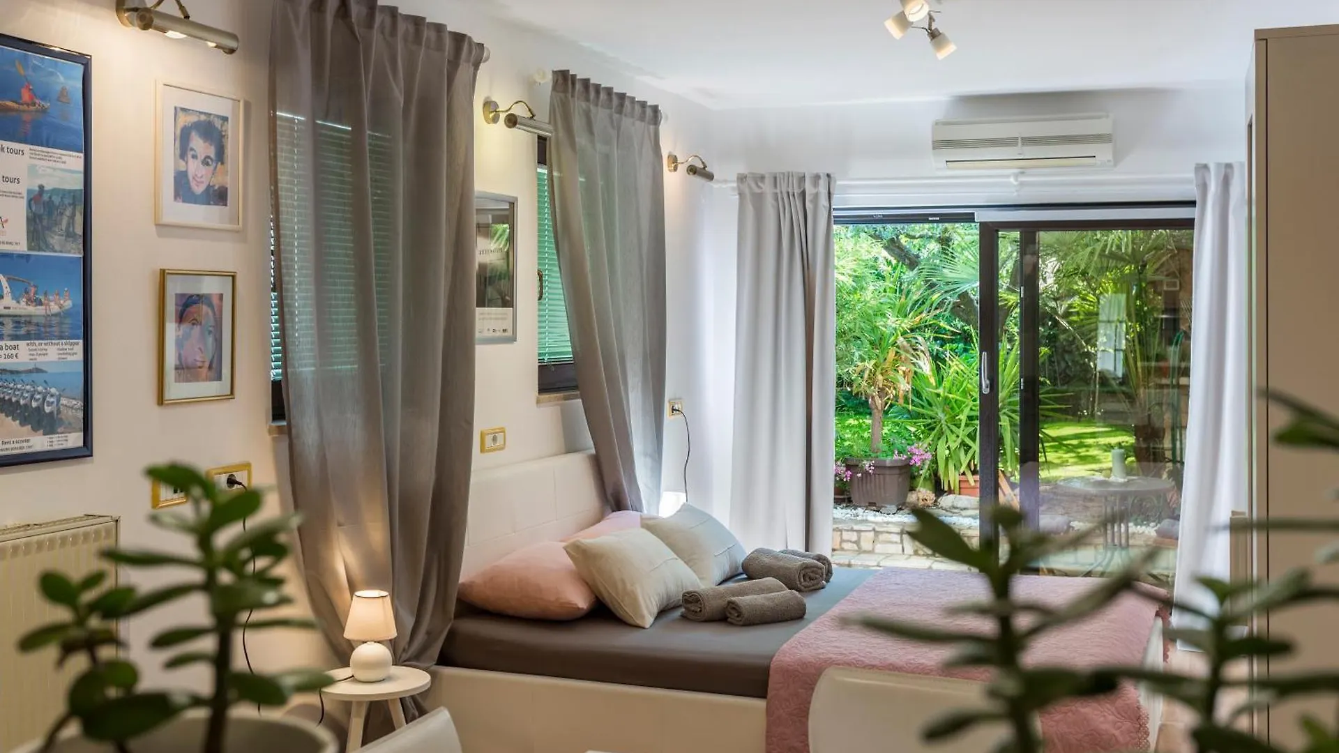 M&M Studio Apartments 罗维尼