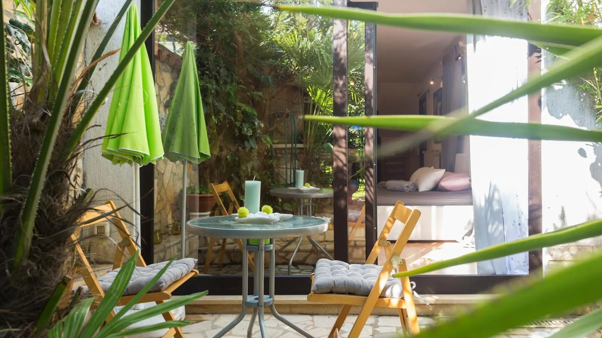 M&M Studio Apartments 罗维尼