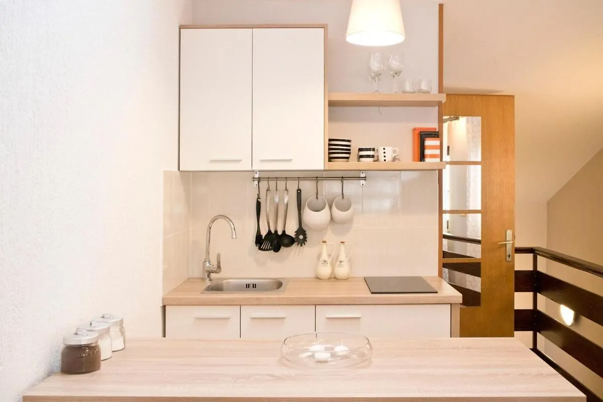 M&M Studio Apartments 罗维尼 0*,  克罗地亚